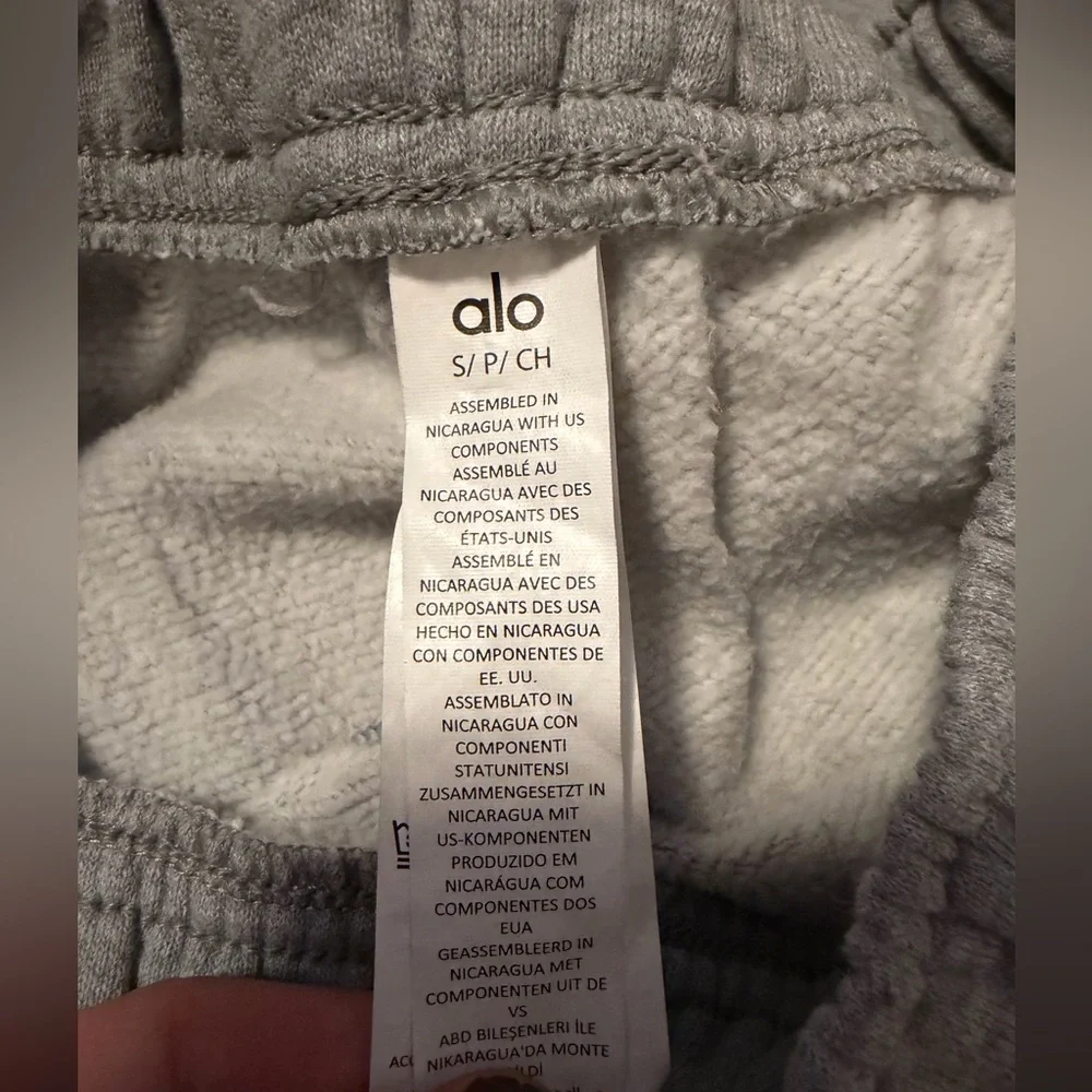 Alo Accolade Straight Leg Sweatpant - Picture 4 of 4